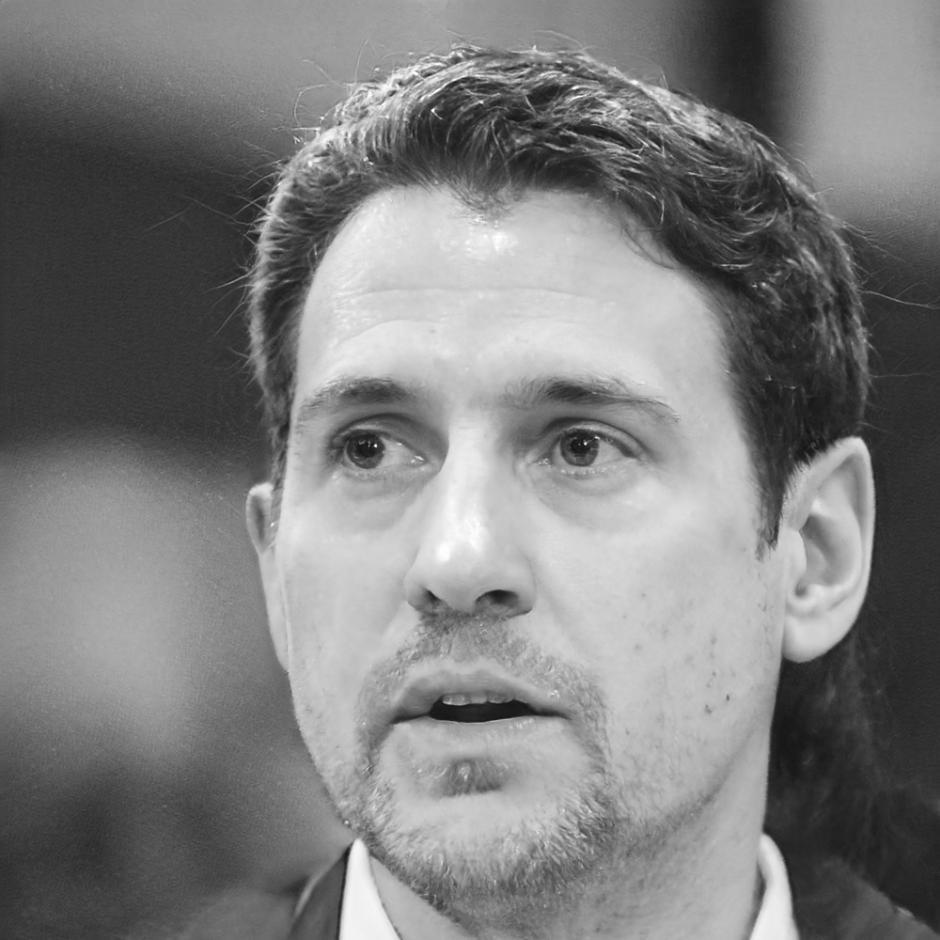 Víctor Mansilla
